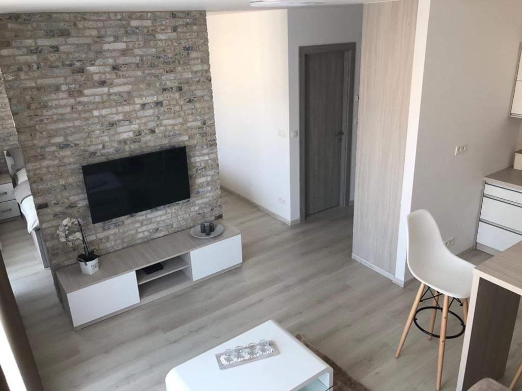 Urban Residence C707, Free Garage Parking Bratislava Exterior photo