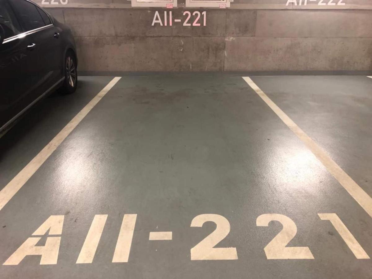 Urban Residence C707, Free Garage Parking Bratislava Exterior photo